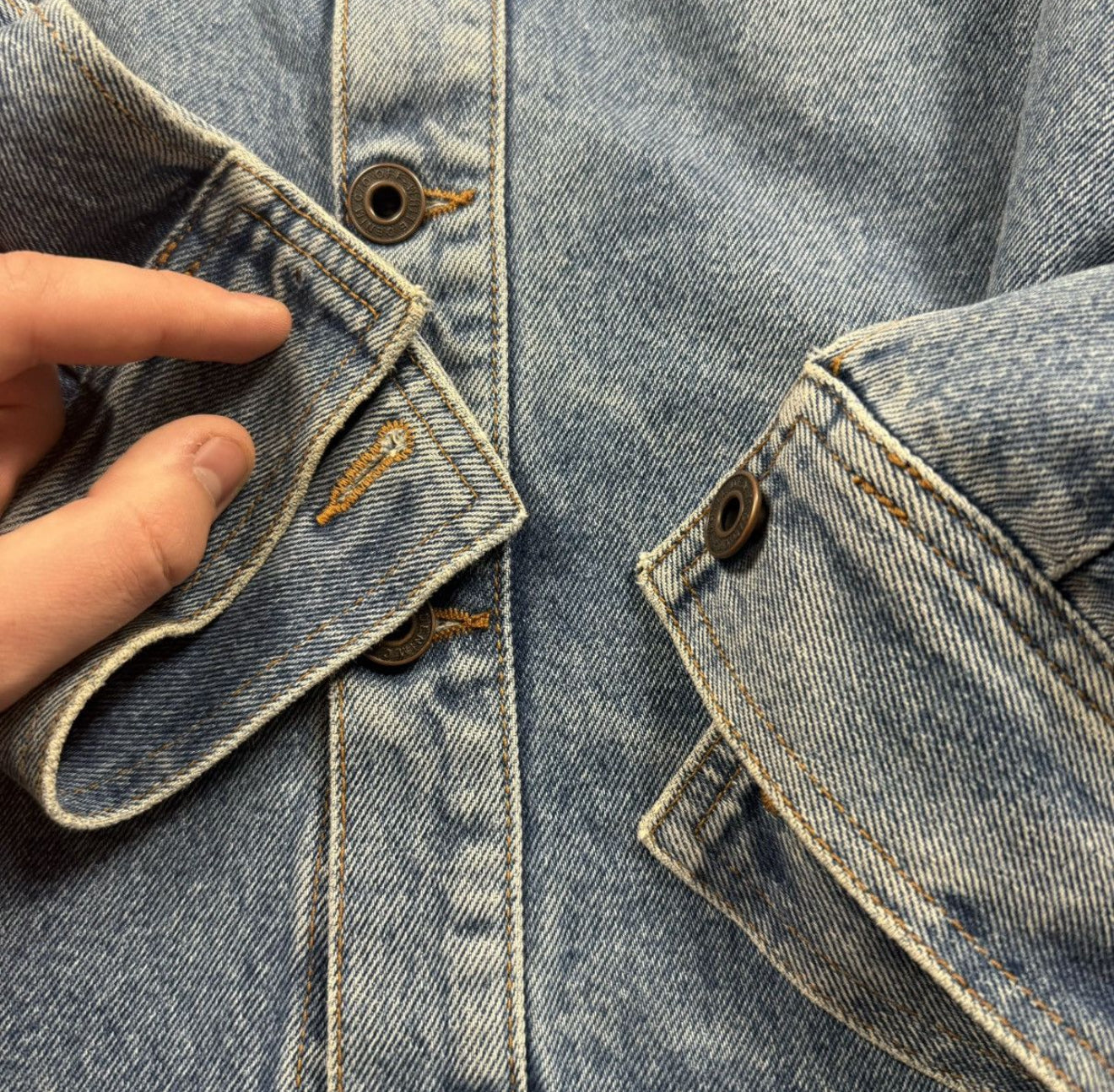 OFF-WHITE Diagonal Spray Denim Button-Up