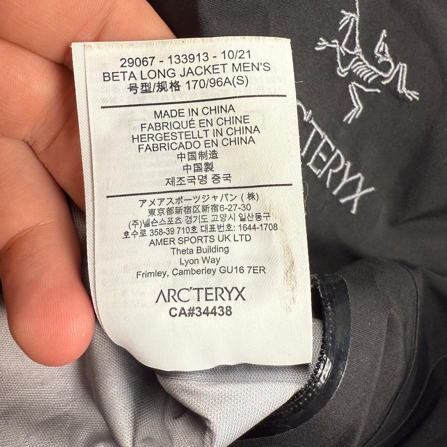 Arc’teryx Beta Long Gore-Tex ‘Black’ Jacket