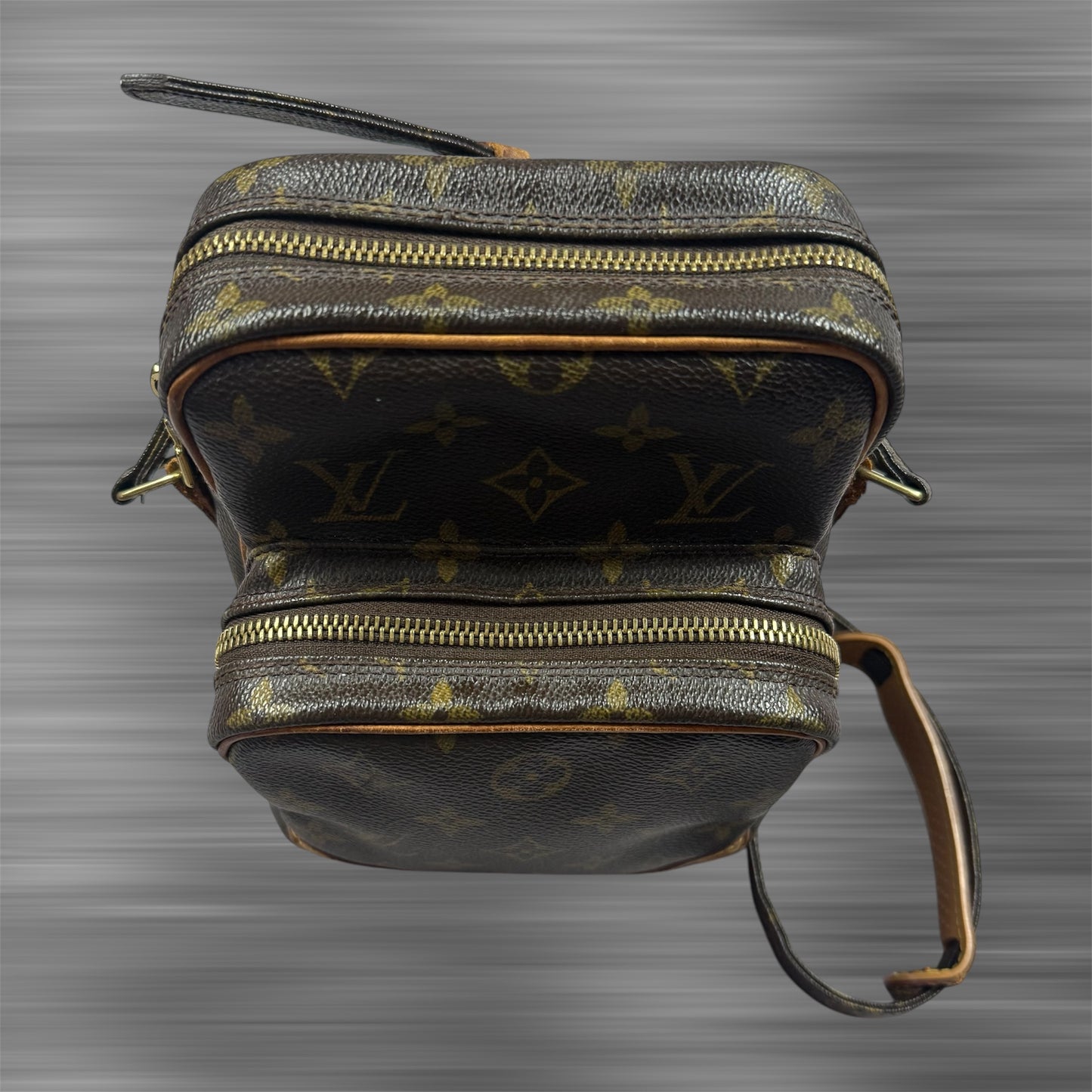 Louis Vuitton Monogrammed Vintage Shoulder Bag