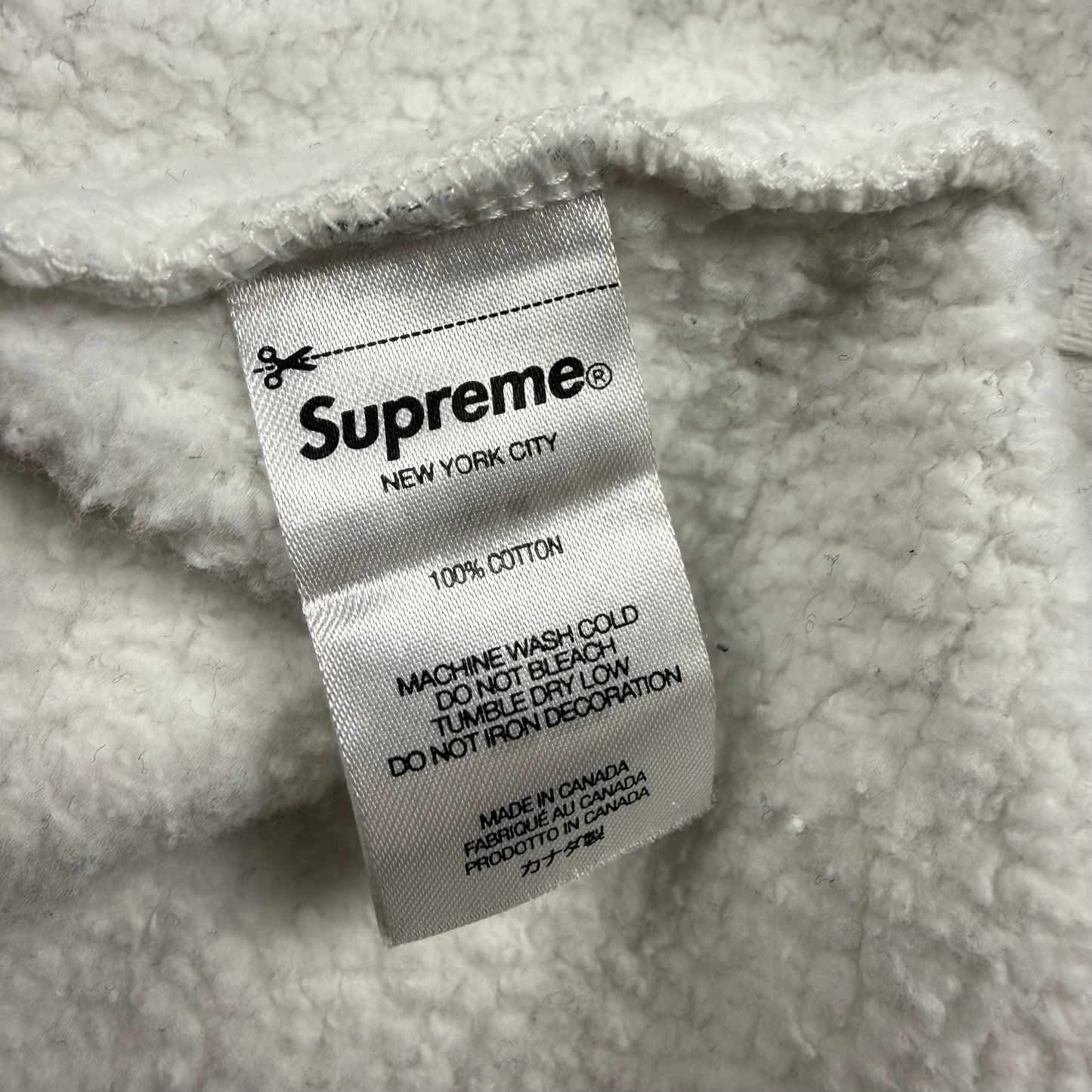 Supreme Shattered Logo ‘White’ Crewneck