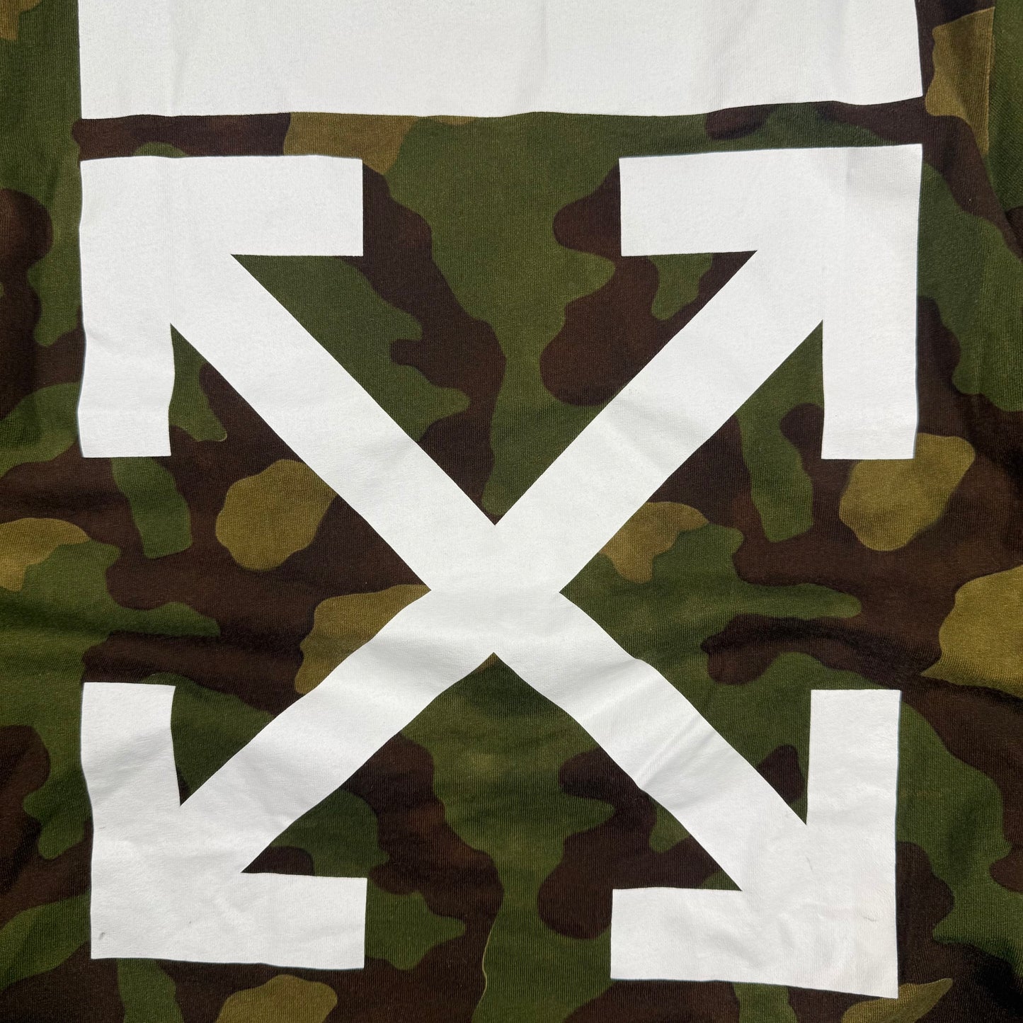 OFF-WHITE Camo Arrows T-Shirt
