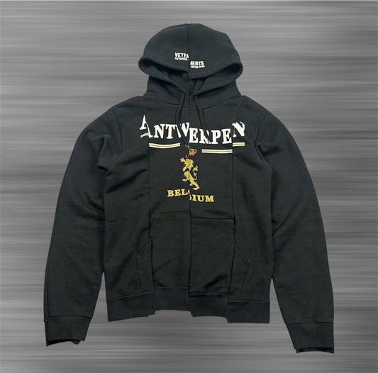 VETEMENTS 2018 Antwerpen Deconstructed Hoodie