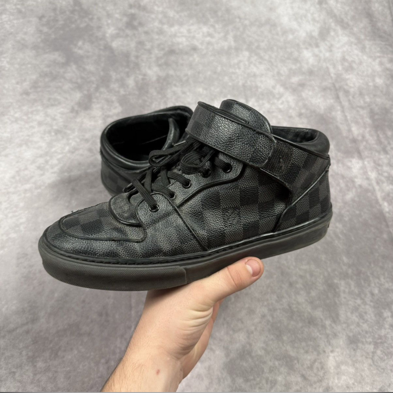 Louis Vuitton Damier Graphite Acapulco Shoes