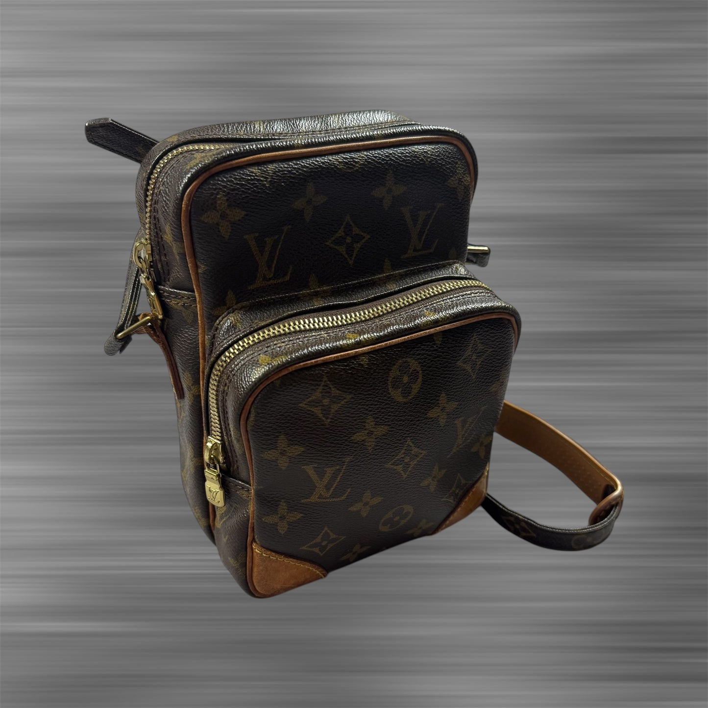 Louis Vuitton Monogrammed Vintage Shoulder Bag