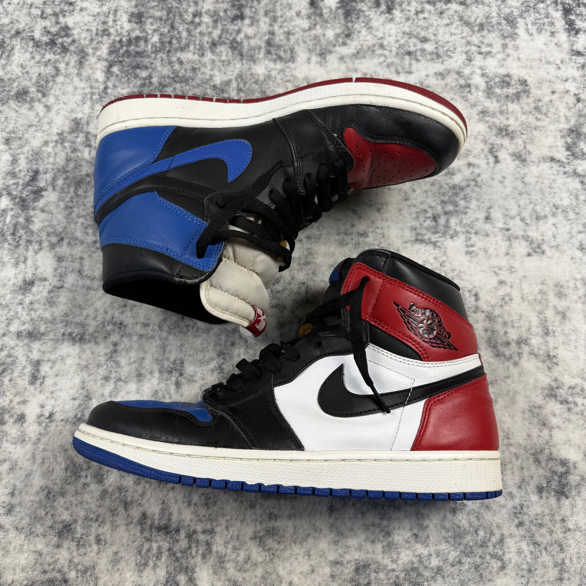 Jordan 1 Retro High OG Top 3 Shoes