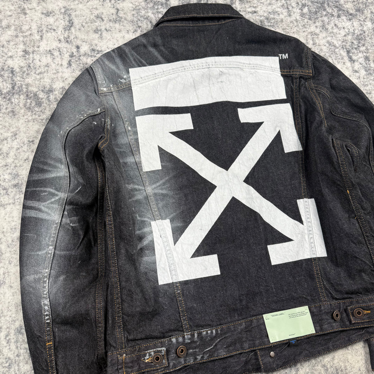 OFF-WHITE™ Arrow Slim Denim Jacket