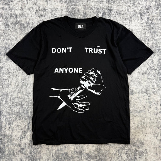 DTA Don’t Trust Anyone Distressed ‘Black’ T-Shirt