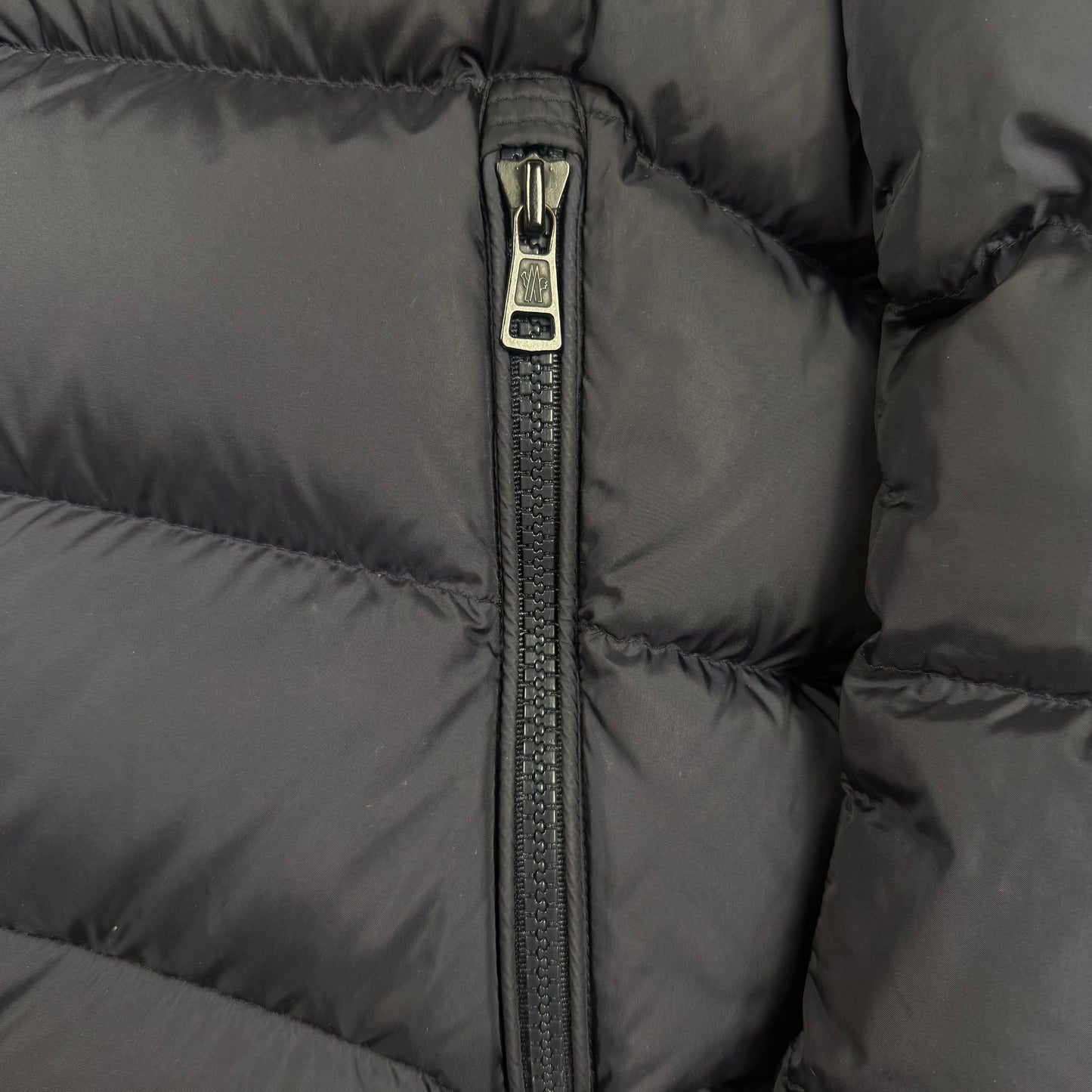Moncler Puffer ‘Navy’ Jacket