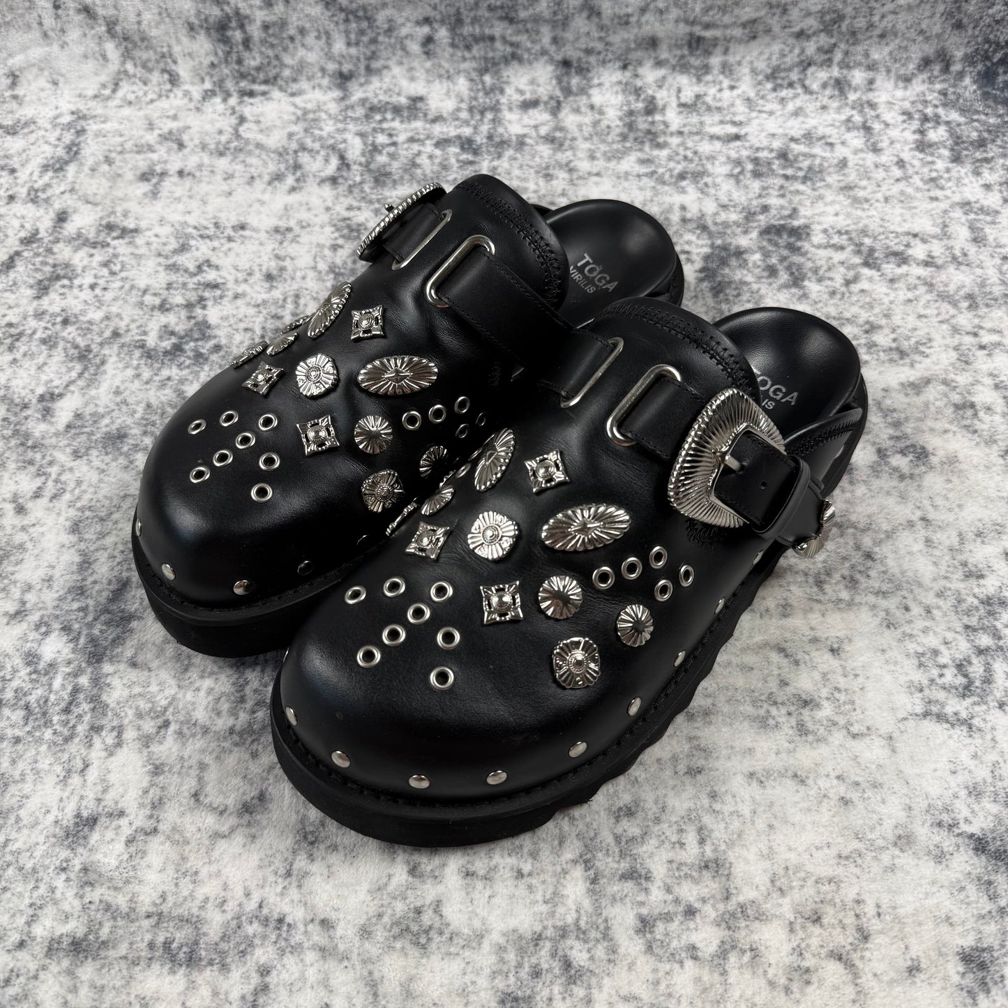 Toga Virilis Eyelet Metal Sabot Slip-On ‘Black’ Loafers