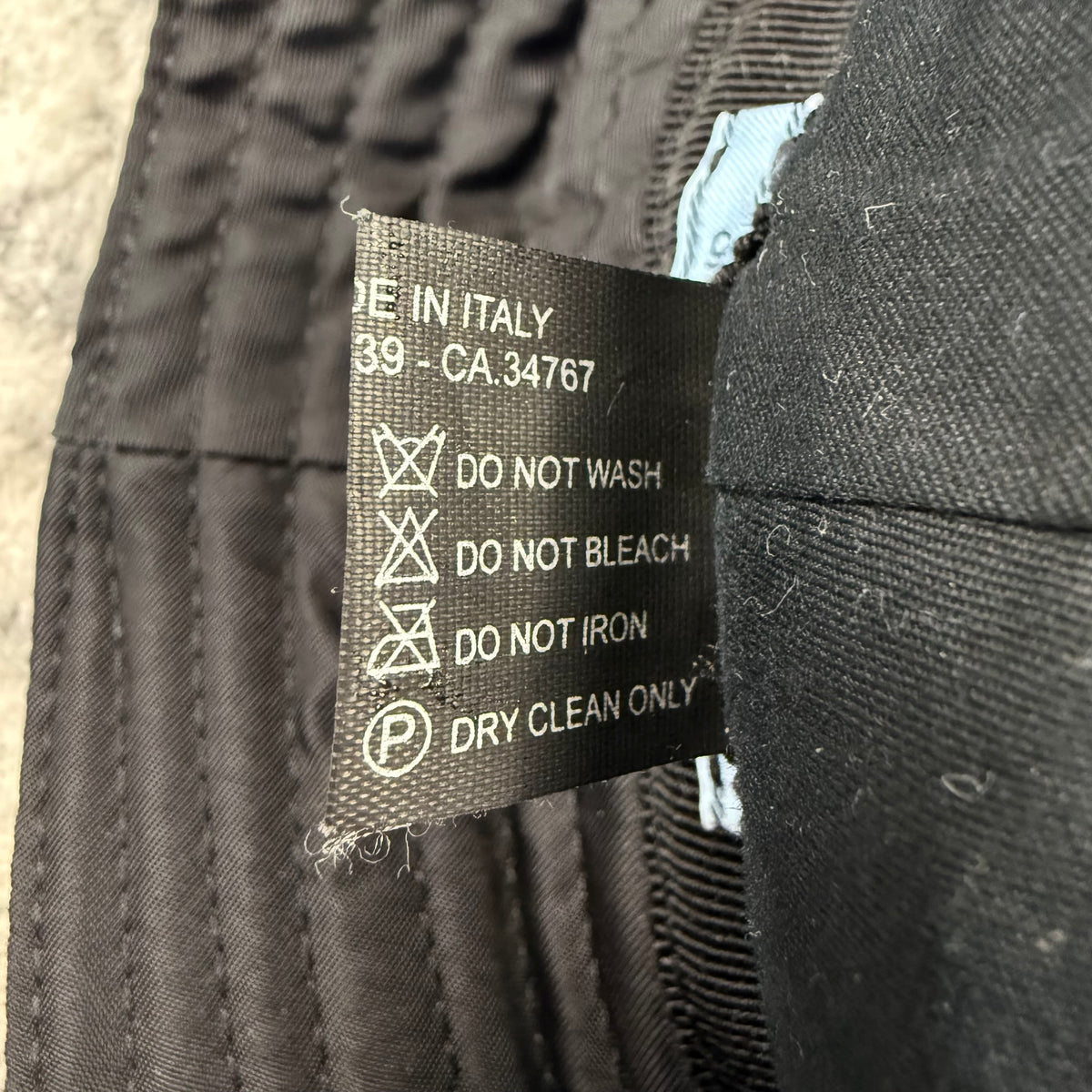 Prada Black Re-Nylon Triangle Logo Bucket Hat