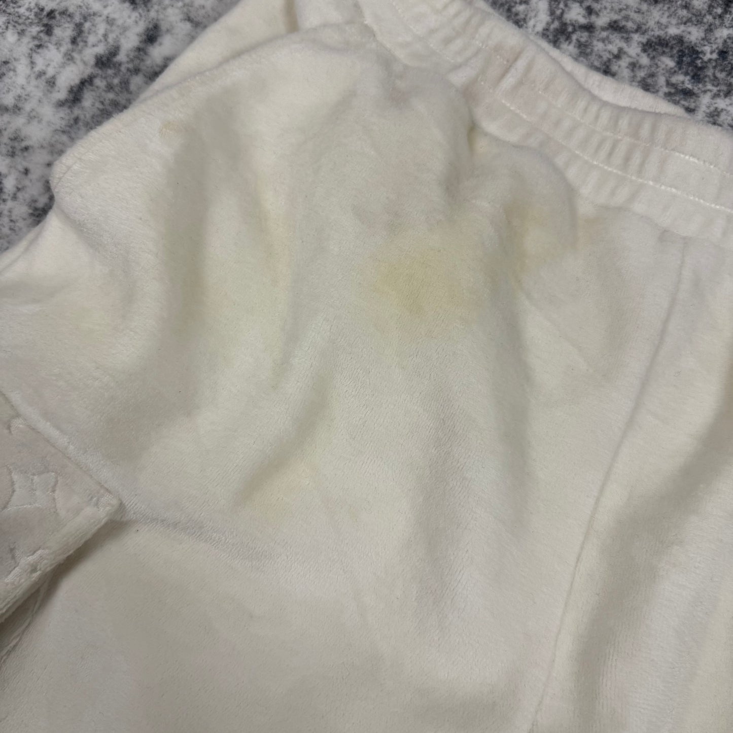 Louis Vuitton Monogram Flocked Logo ‘White’ Sweatpants