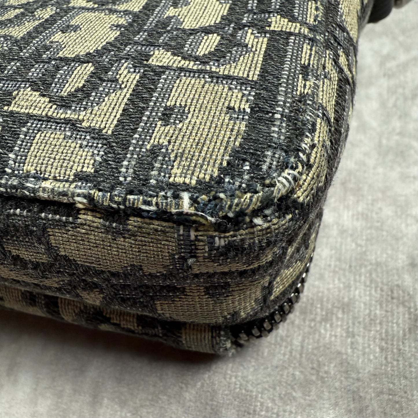 Dior 2020 Oblique Jacquard Zipped Pouch Crossbody