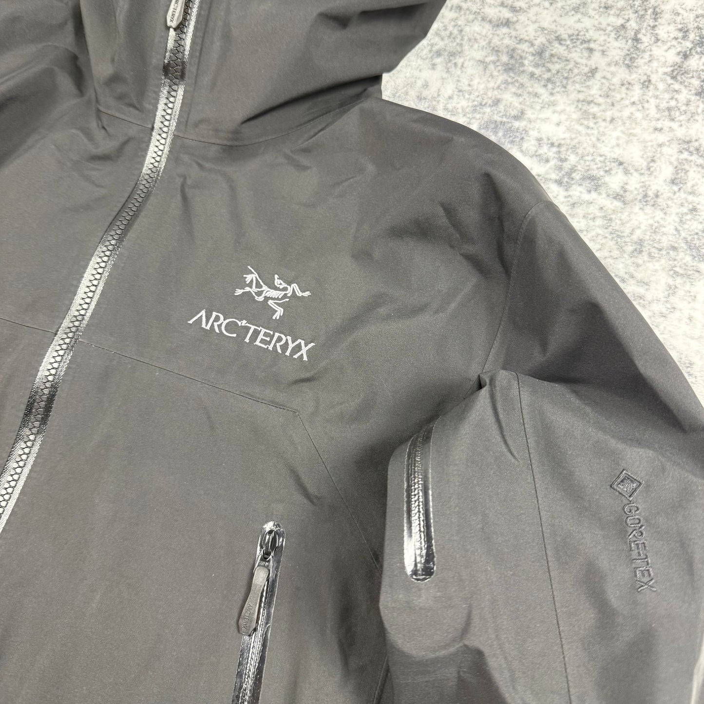 Arc’teryx Beta Long Gore-Tex ‘Black’ Jacket