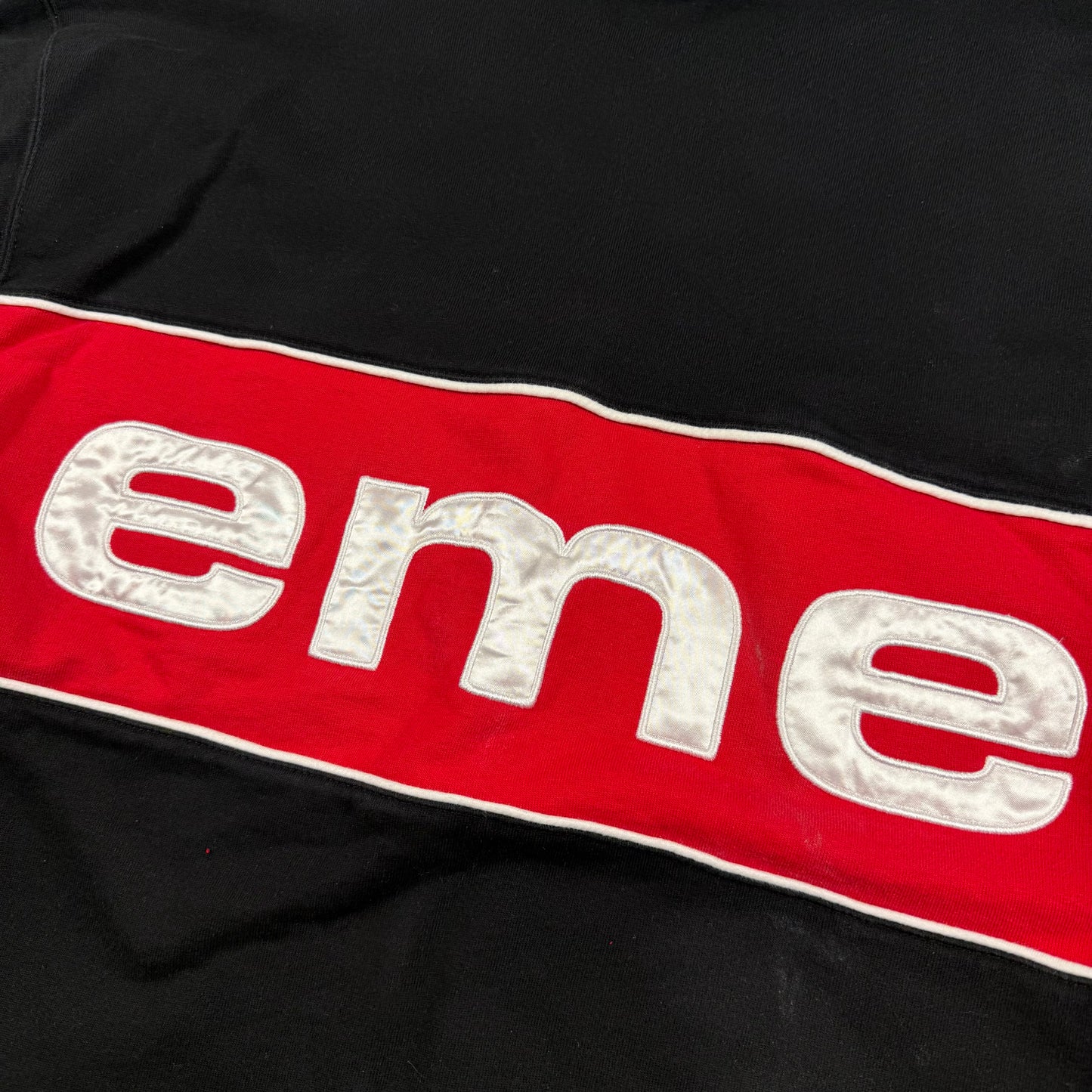 Supreme FW/19 Piping ‘Black’ Crewneck