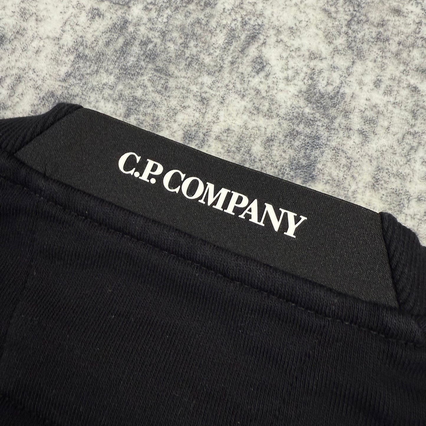 C.P. Company Lens ‘Black’ Crewneck