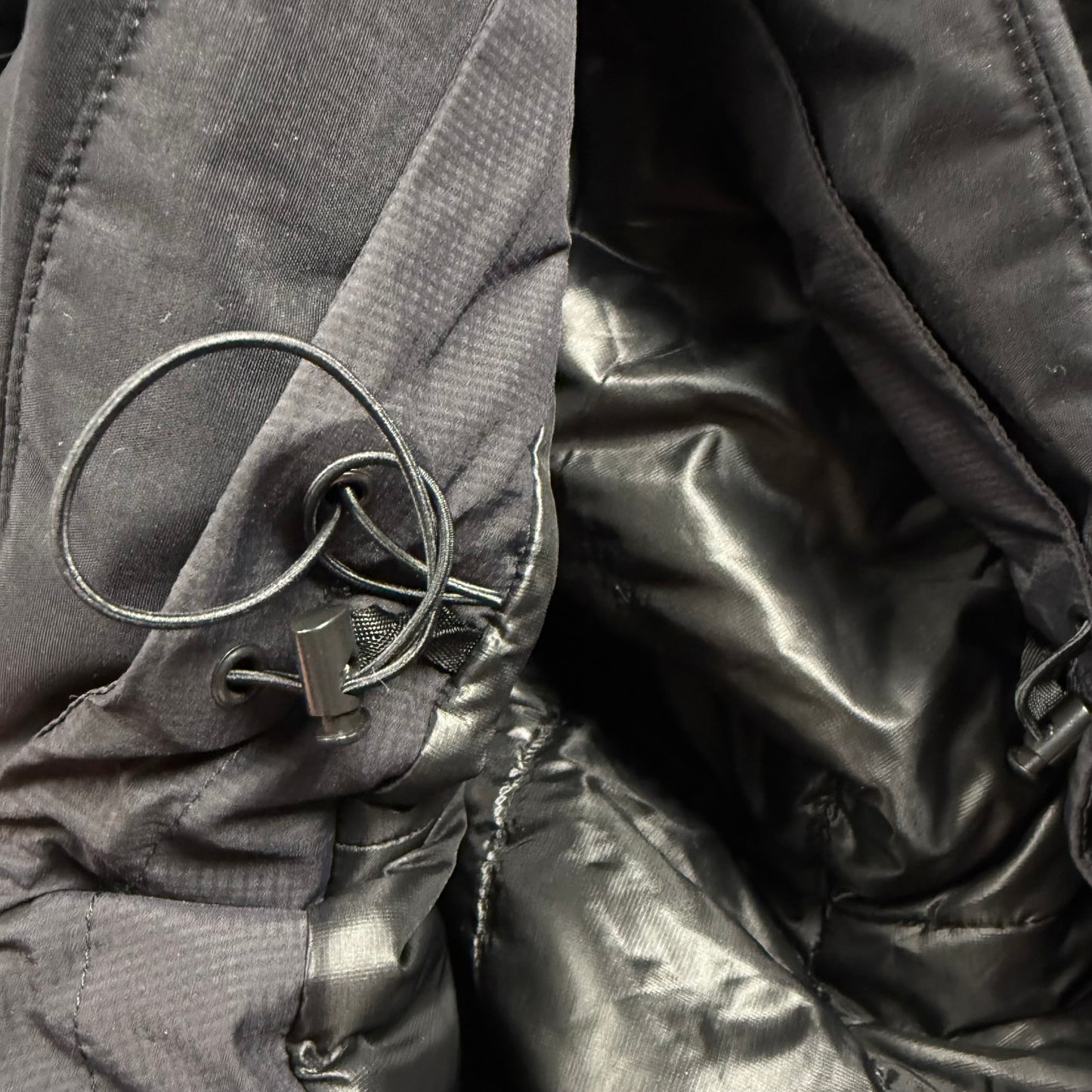 Arc’teryx Ames Gore-Tex ‘Black’ Jacket