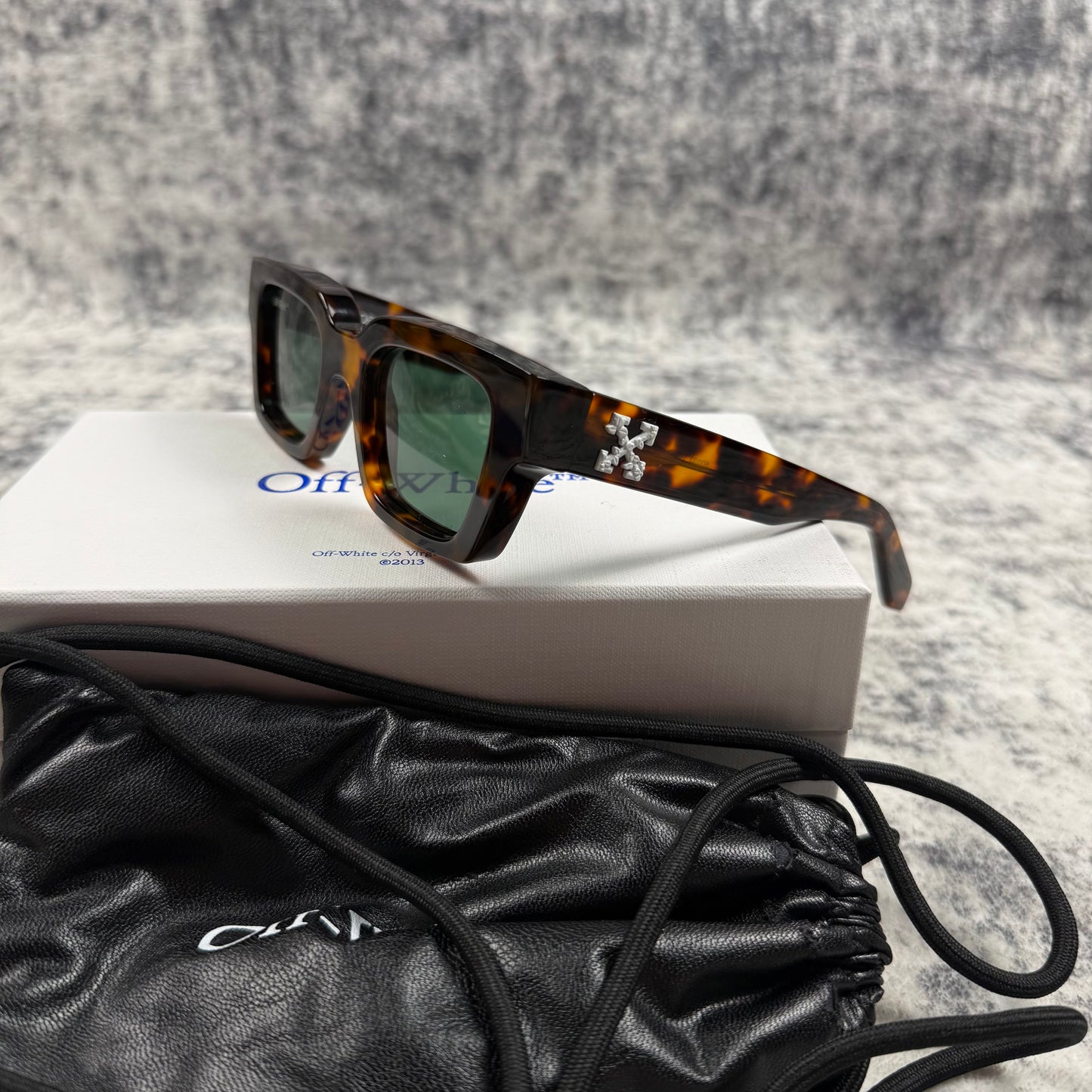OFF-WHITE Virgil Square Frame Sunglasses
Brown Turtleshell/Havana Green