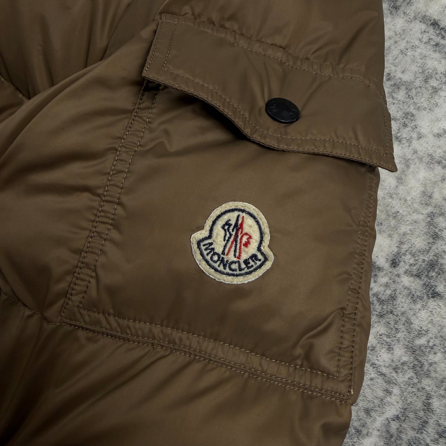 Moncler Vintage Brown Down Puffer Jacket With Sleeve Pocket