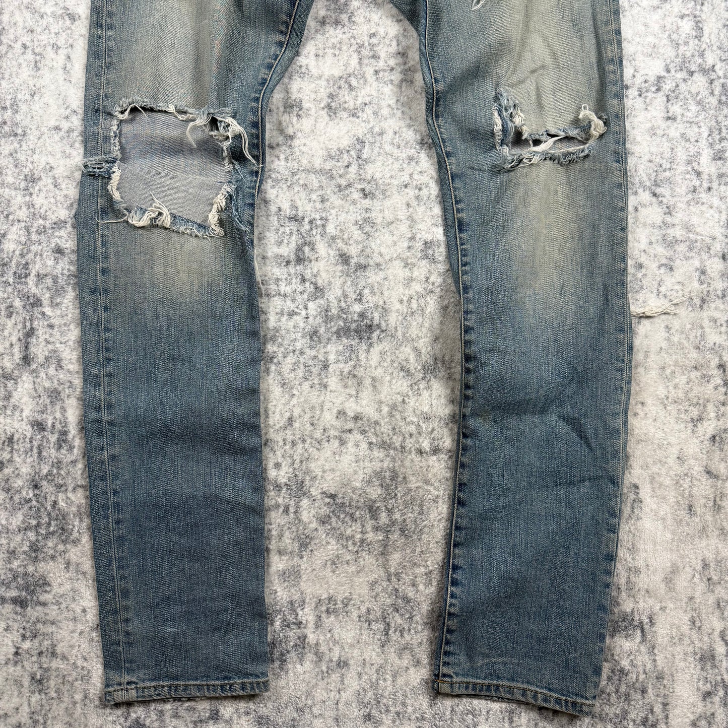 Saint Laurent Paris D02 Distressed Denim Jeans – Hedi Era