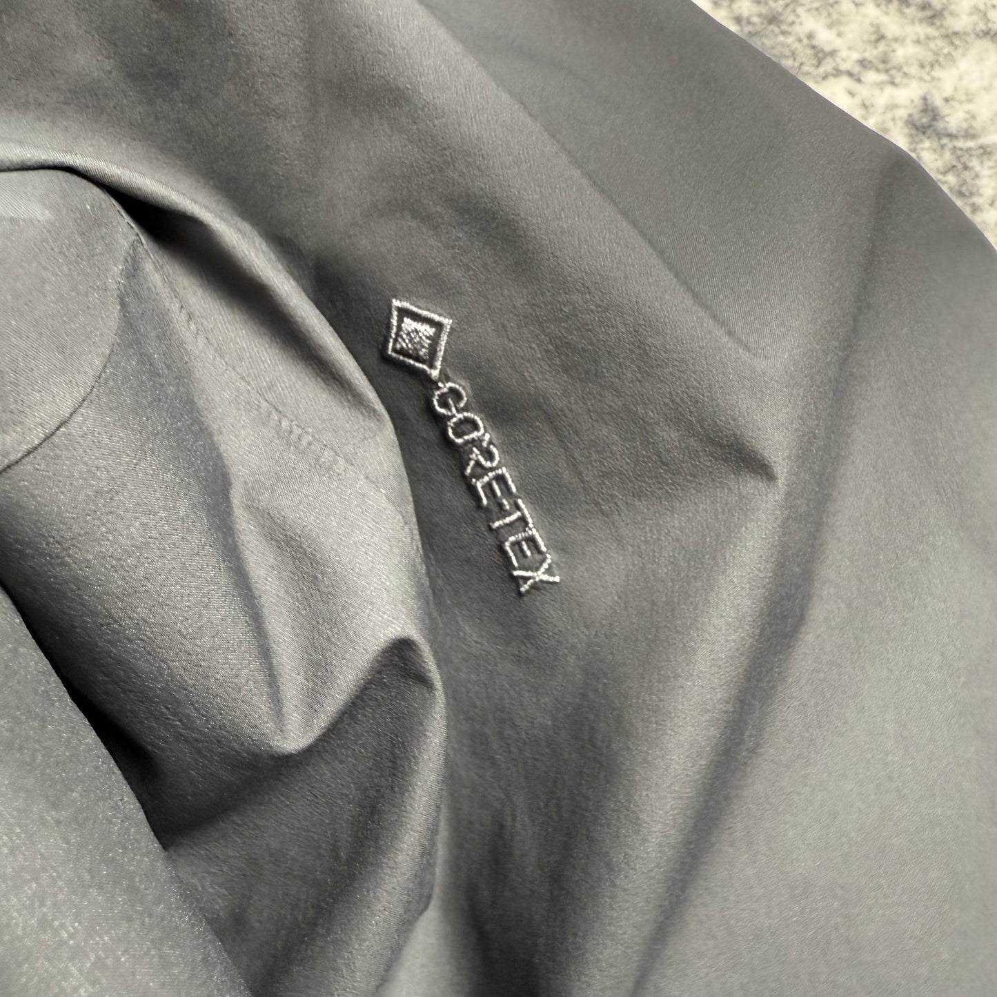 Arc’teryx Beta Gore-Tex ‘Gray’ Jacket
