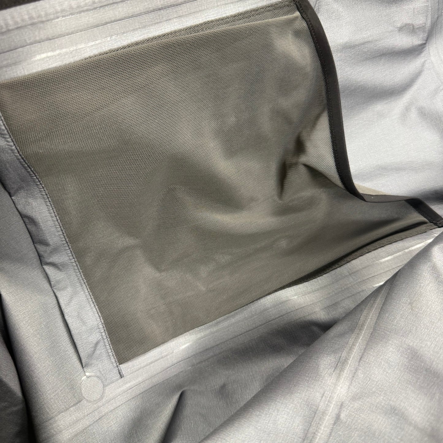 Arc’teryx Alpha Sv ‘Black’ Gore-Tex Jacket