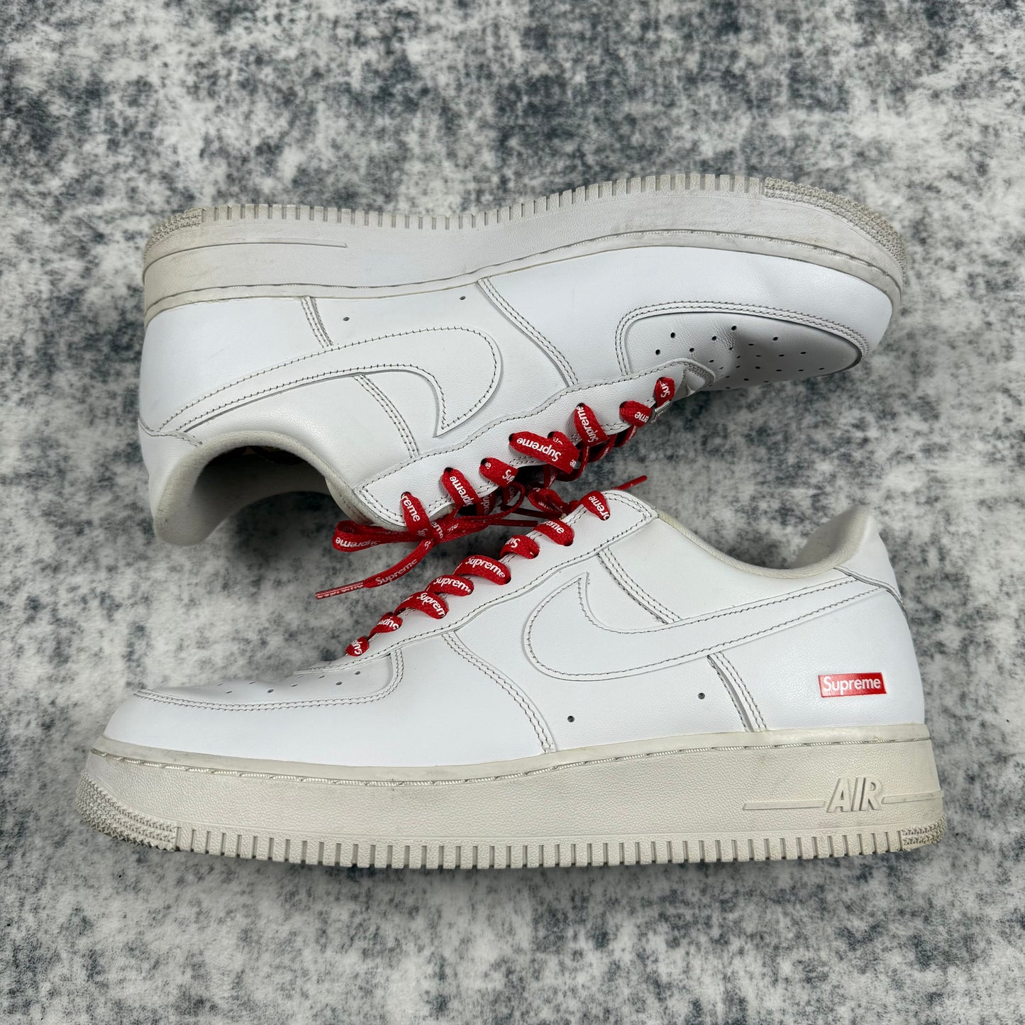 Nike Air Force 1 & Supreme ‘White’ Shoes