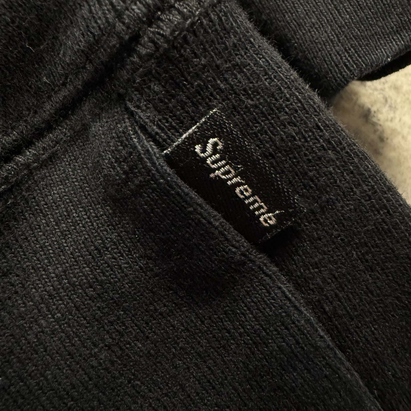 Supreme FW21 Arabic Logo ‘Black’ Hoodie