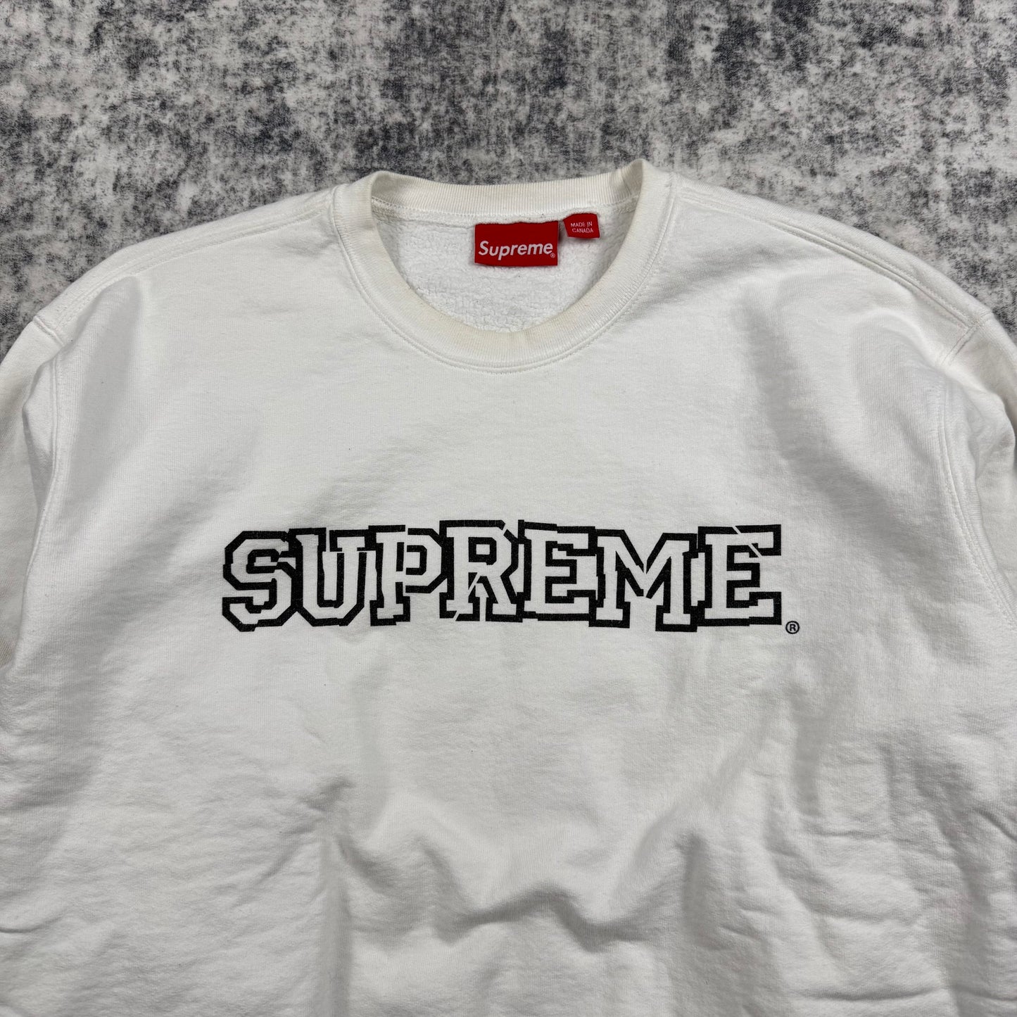 Supreme Shattered Logo ‘White’ Crewneck