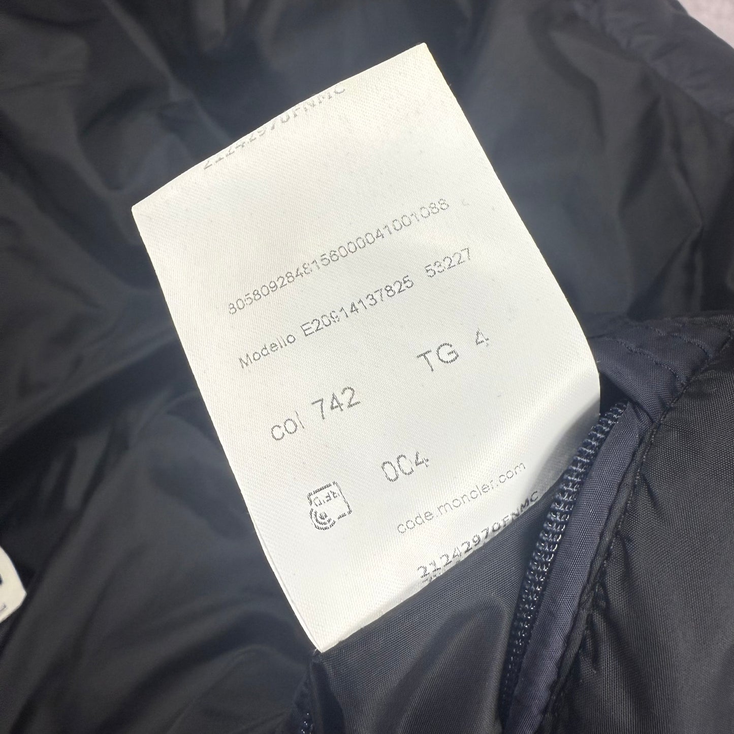 Moncler Puffer ‘Navy’ Jacket