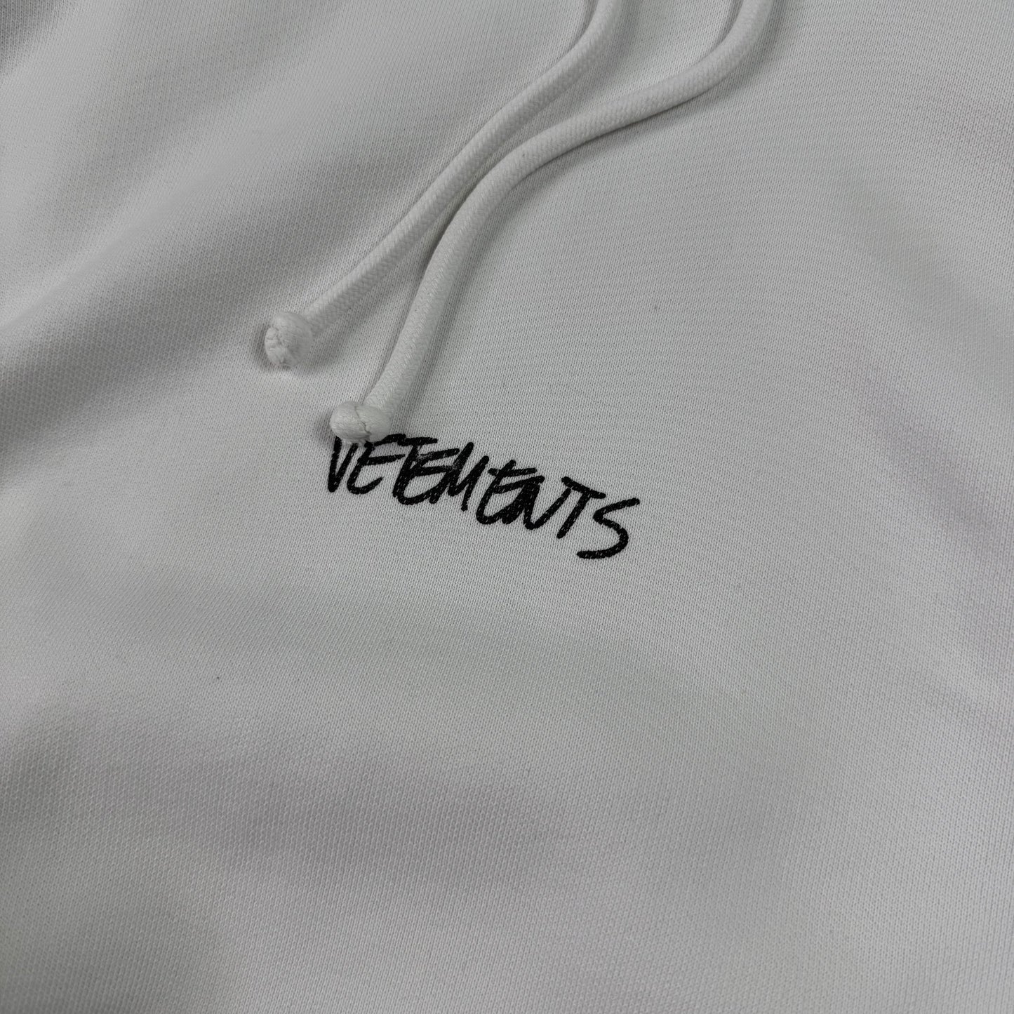 Vetements SS18 Written Logo Hoodie ‘White’