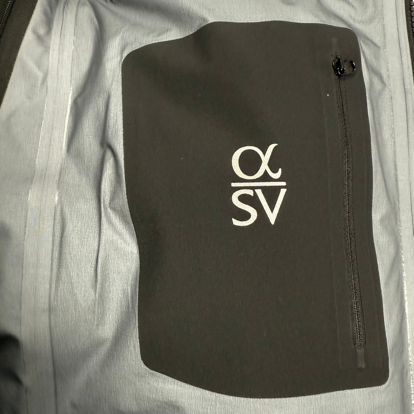 Arc’teryx Alpha Sv ‘Black’ Gore-Tex Jacket