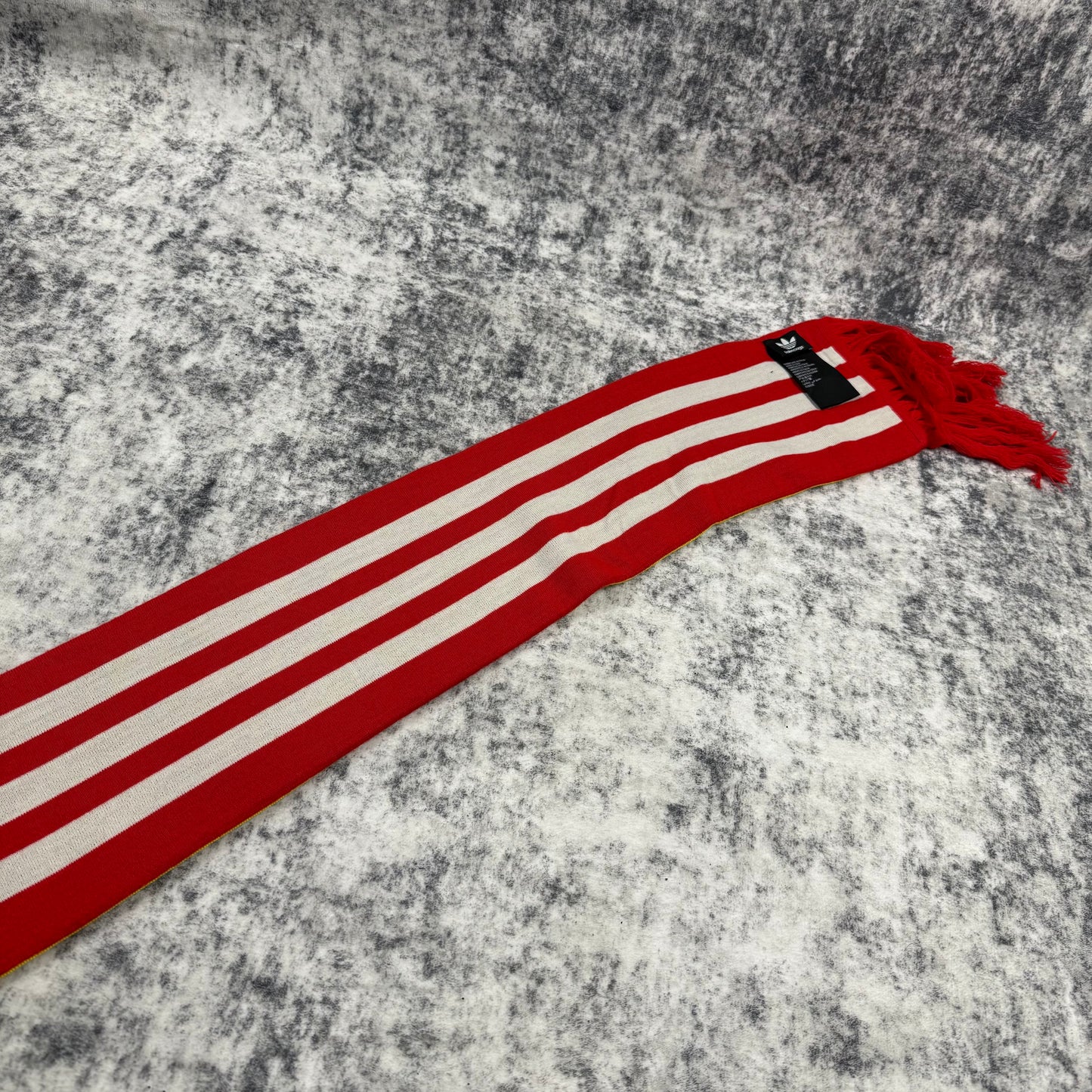 Balenciaga & Adidas FW/22 Soccer ‘Red/White’ Scarf