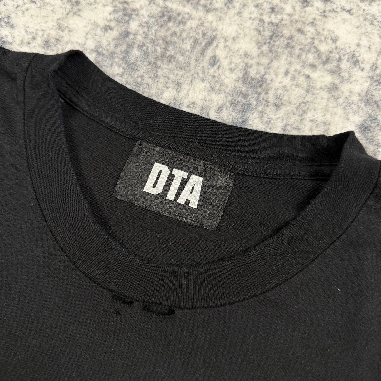 DTA Don’t Trust Anyone Distressed ‘Black’ T-Shirt