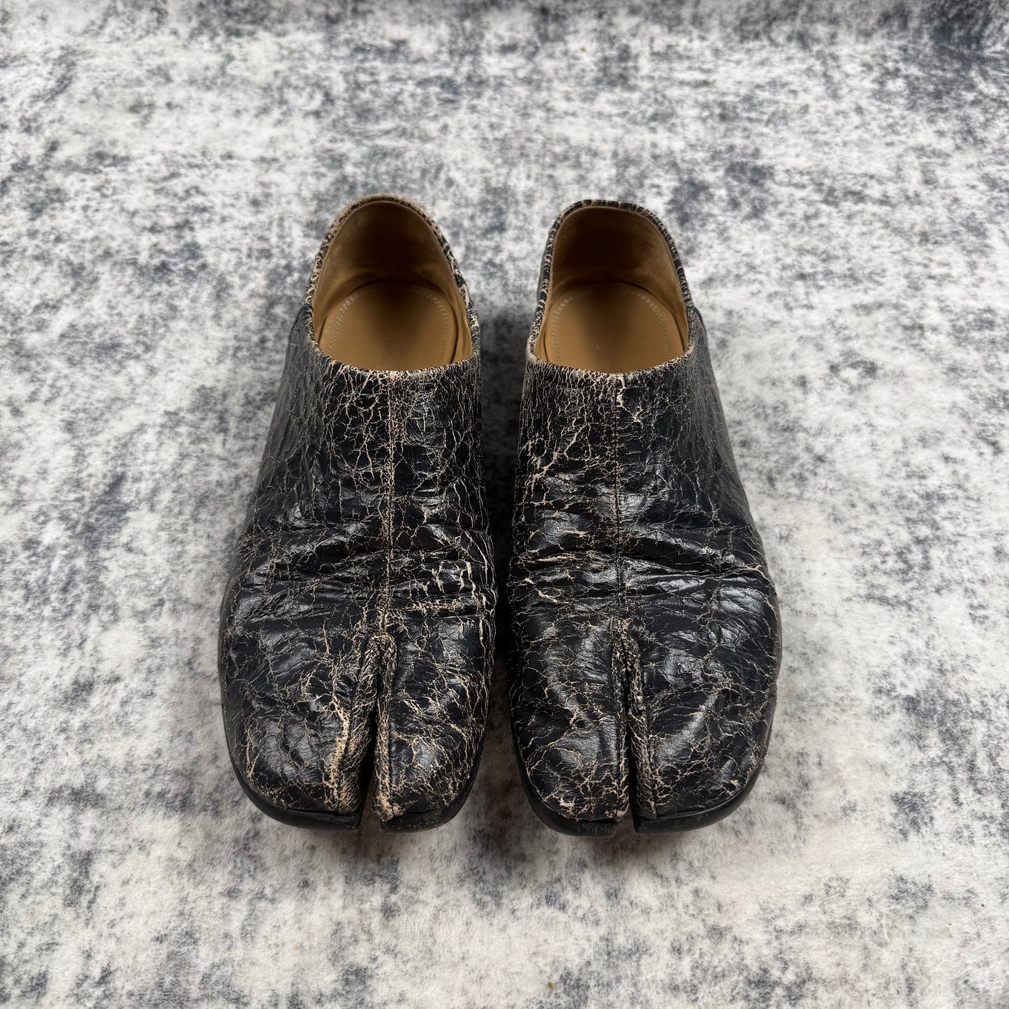 Maison Margiela Tabi Crackled Leather Slip-On / Loafers