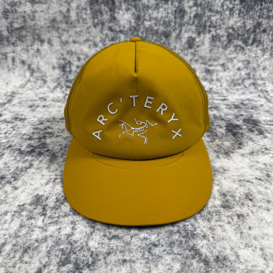 Arc’teryx Trucker Curved Cal