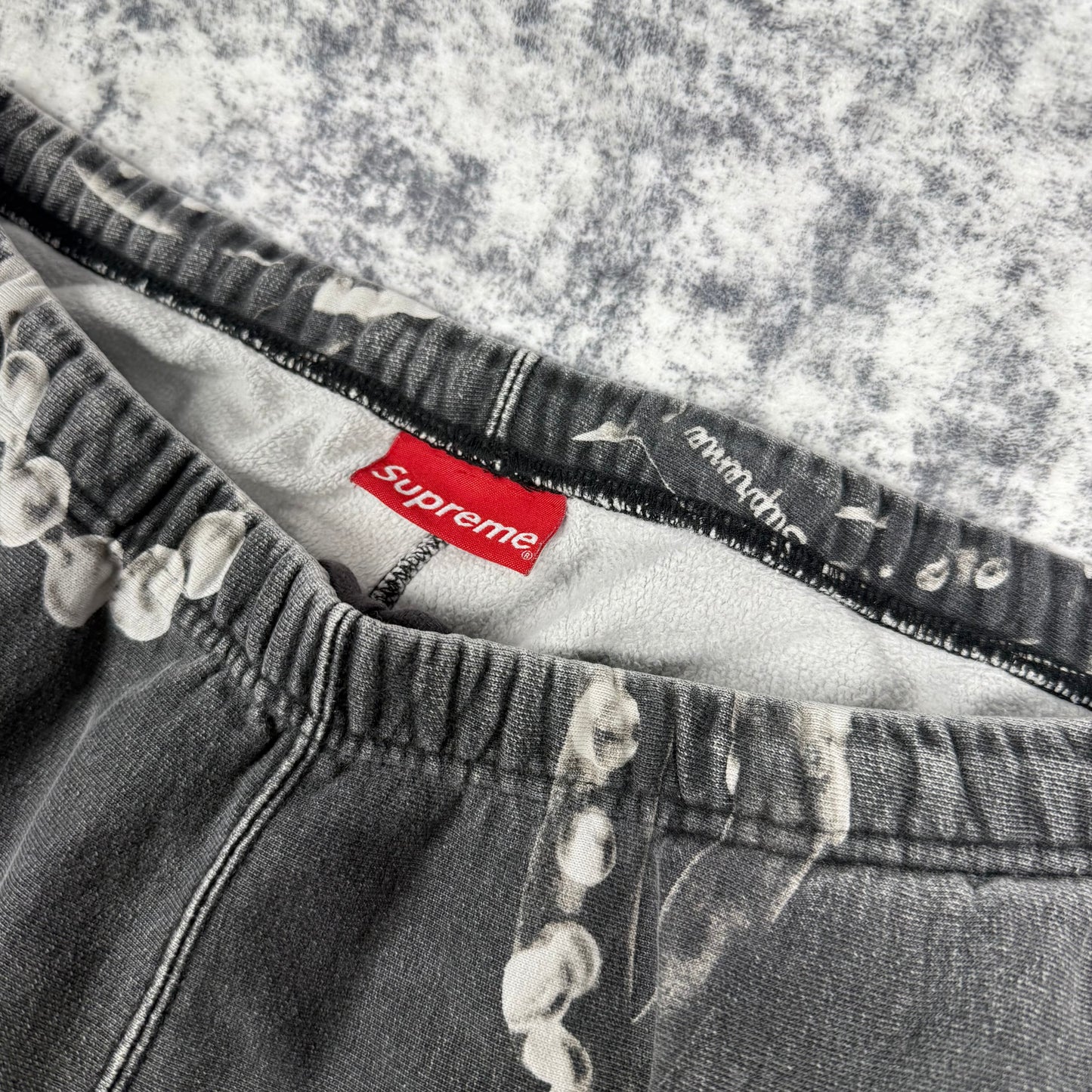 Supreme FW20 Studded Collars ‘Gray’ Sweatpants