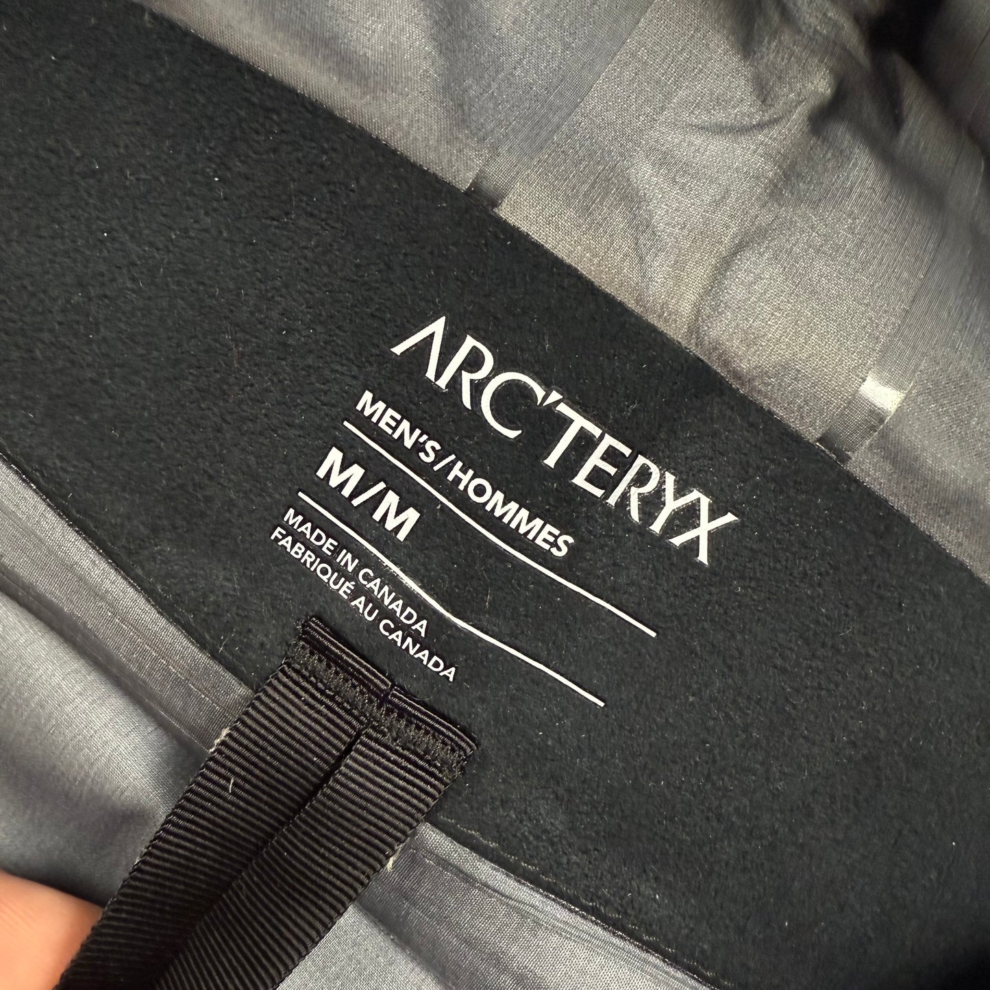 Arc’teryx Alpha Sv ‘Black’ Gore-Tex Jacket