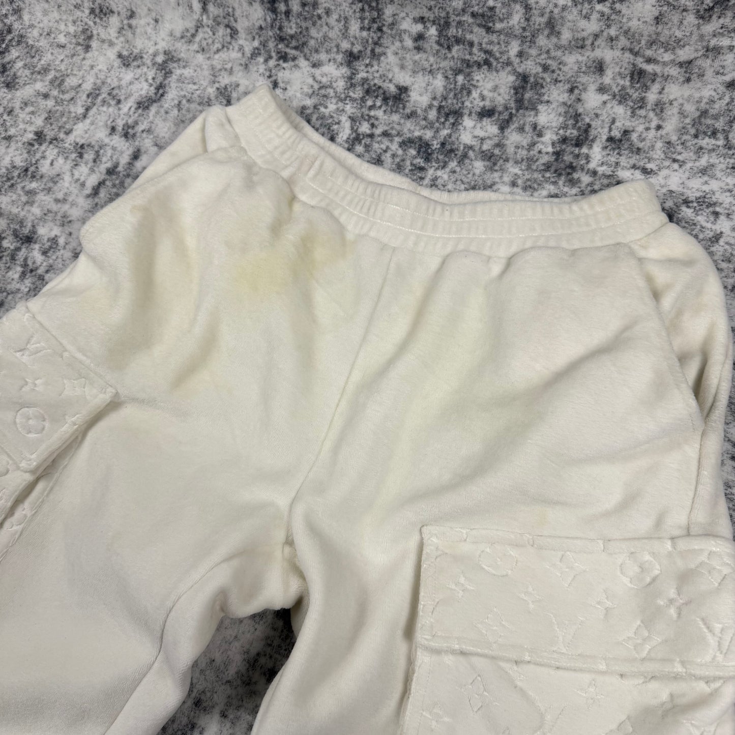 Louis Vuitton Monogram Flocked Logo ‘White’ Sweatpants