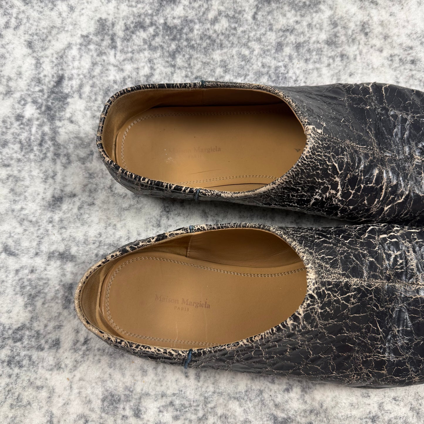 Maison Margiela Tabi Crackled Leather Slip-On / Loafers
