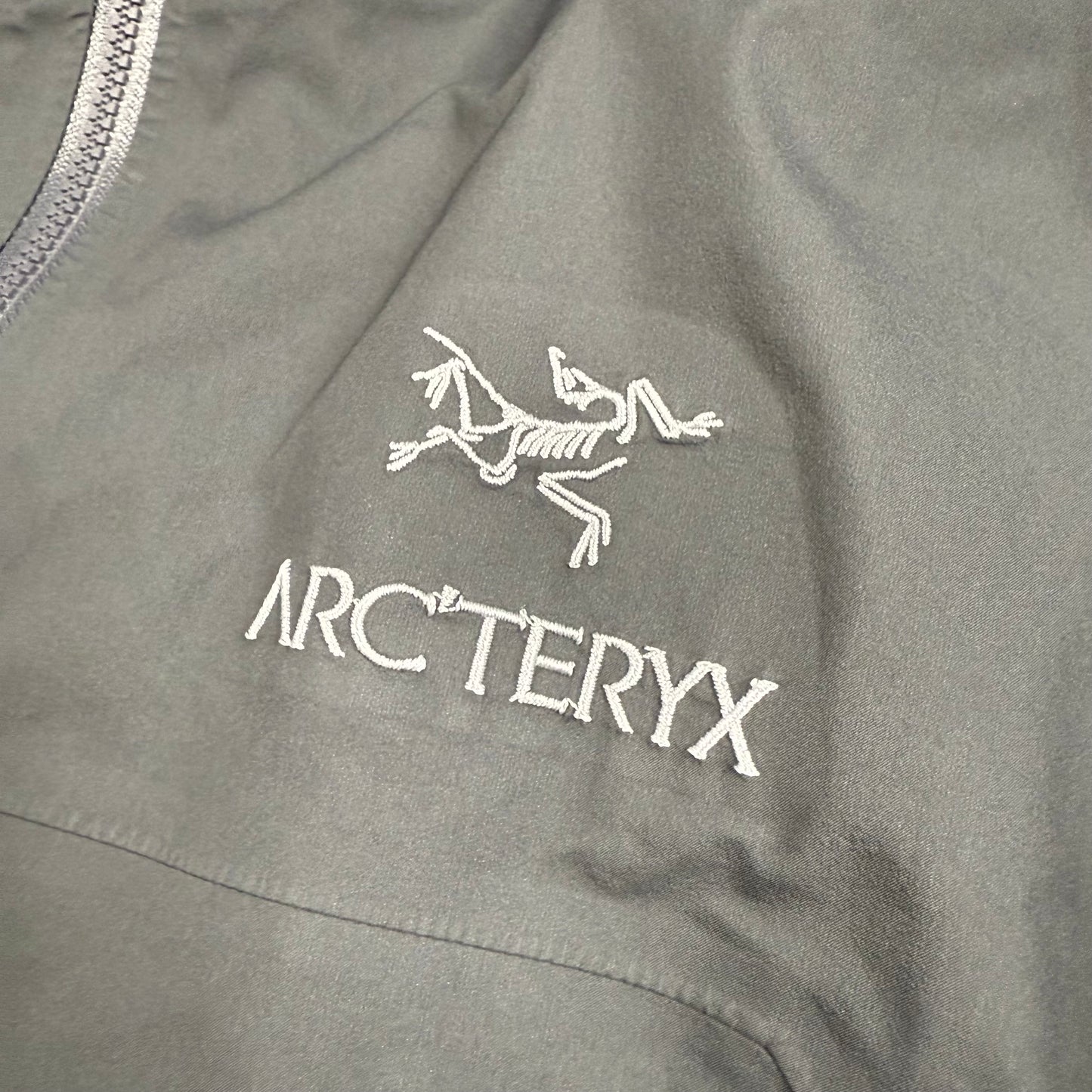 Arc’teryx Beta Gore-Tex ‘Gray’ Jacket