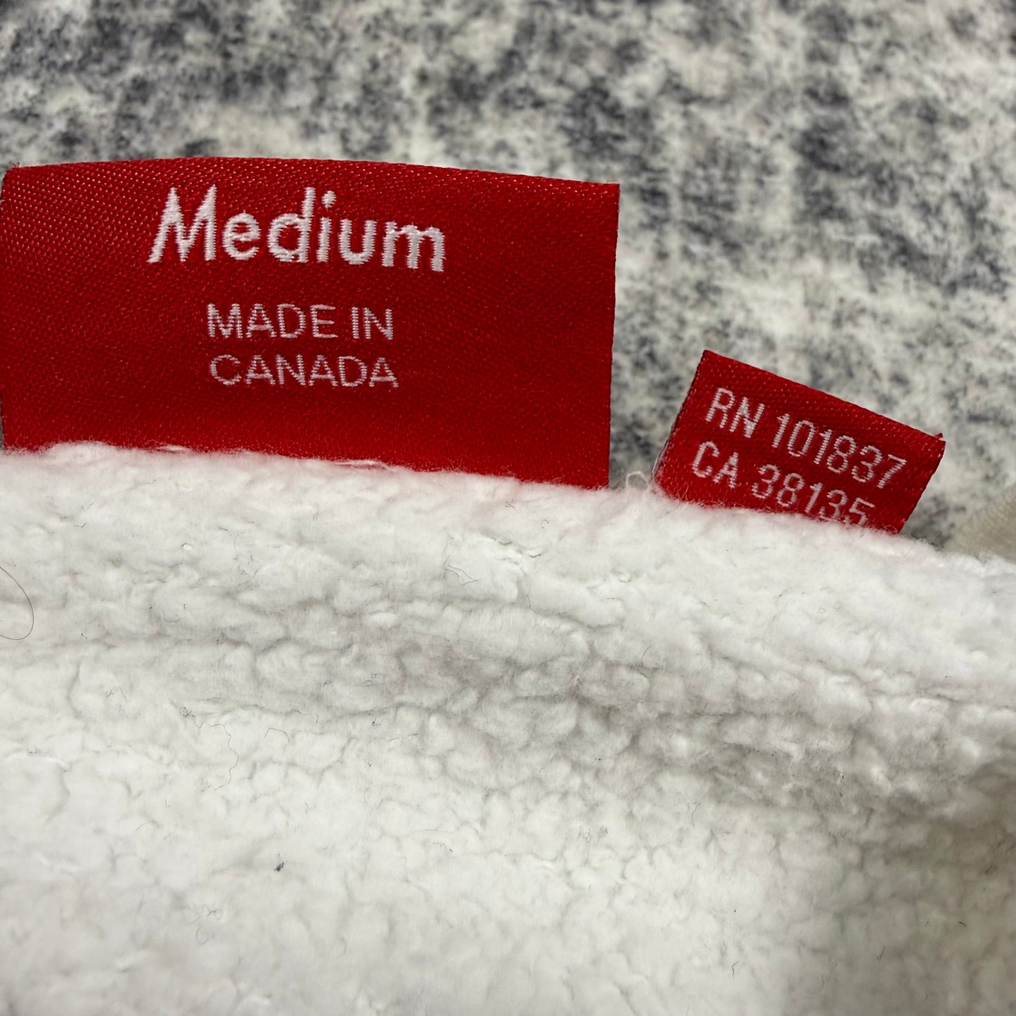 Supreme Shattered Logo ‘White’ Crewneck