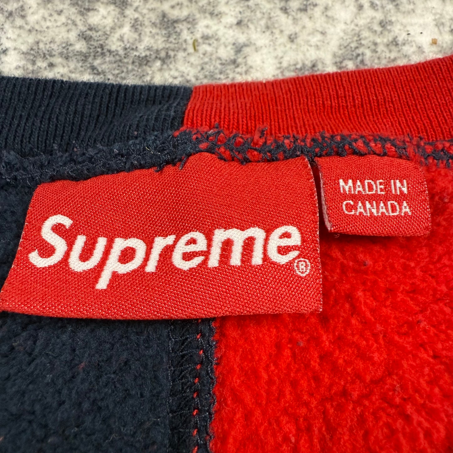 Supreme FW/18 Split ‘Red/Navy’ Crewneck