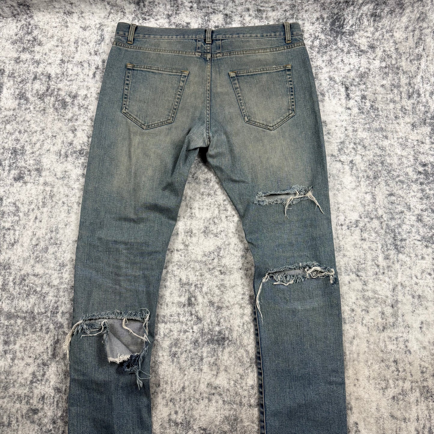 Saint Laurent Paris D02 Distressed Denim Jeans – Hedi Era