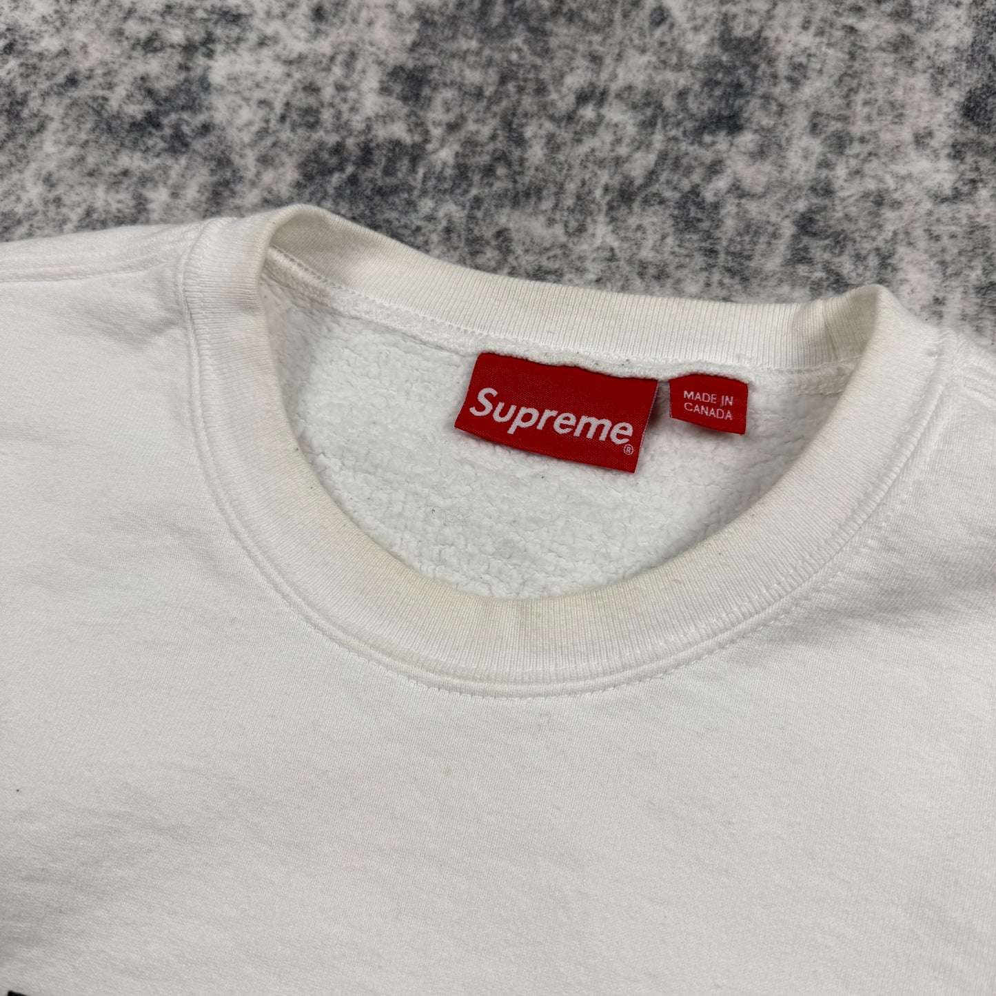 Supreme Shattered Logo ‘White’ Crewneck