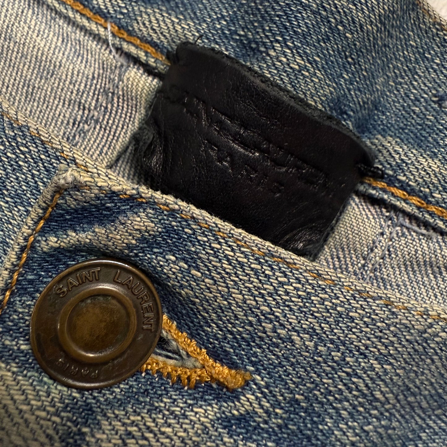 Saint Laurent Paris D02 Distressed Denim Jeans – Hedi Era