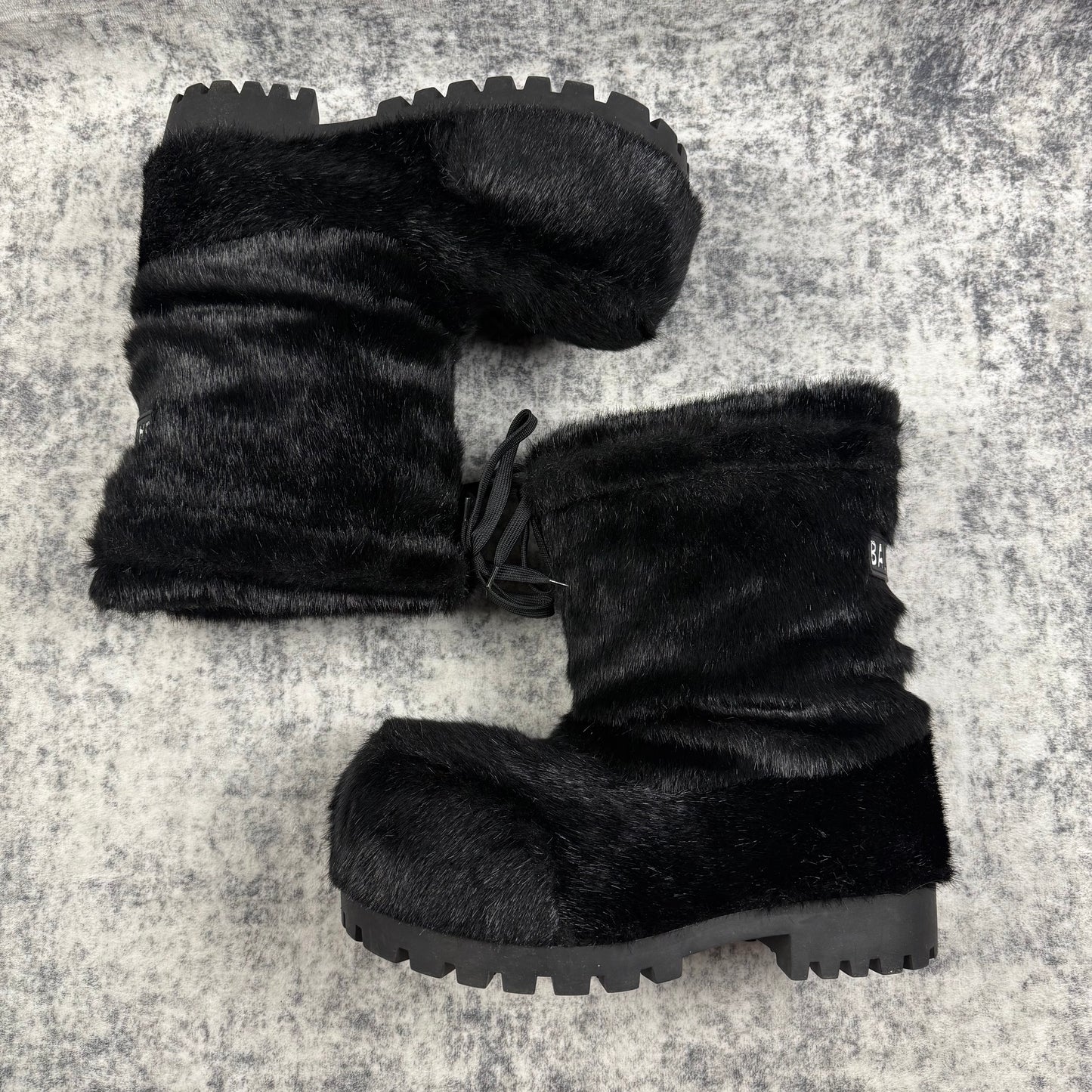 Balenciaga Alaska Furry Ski ‘Black’ Boots
