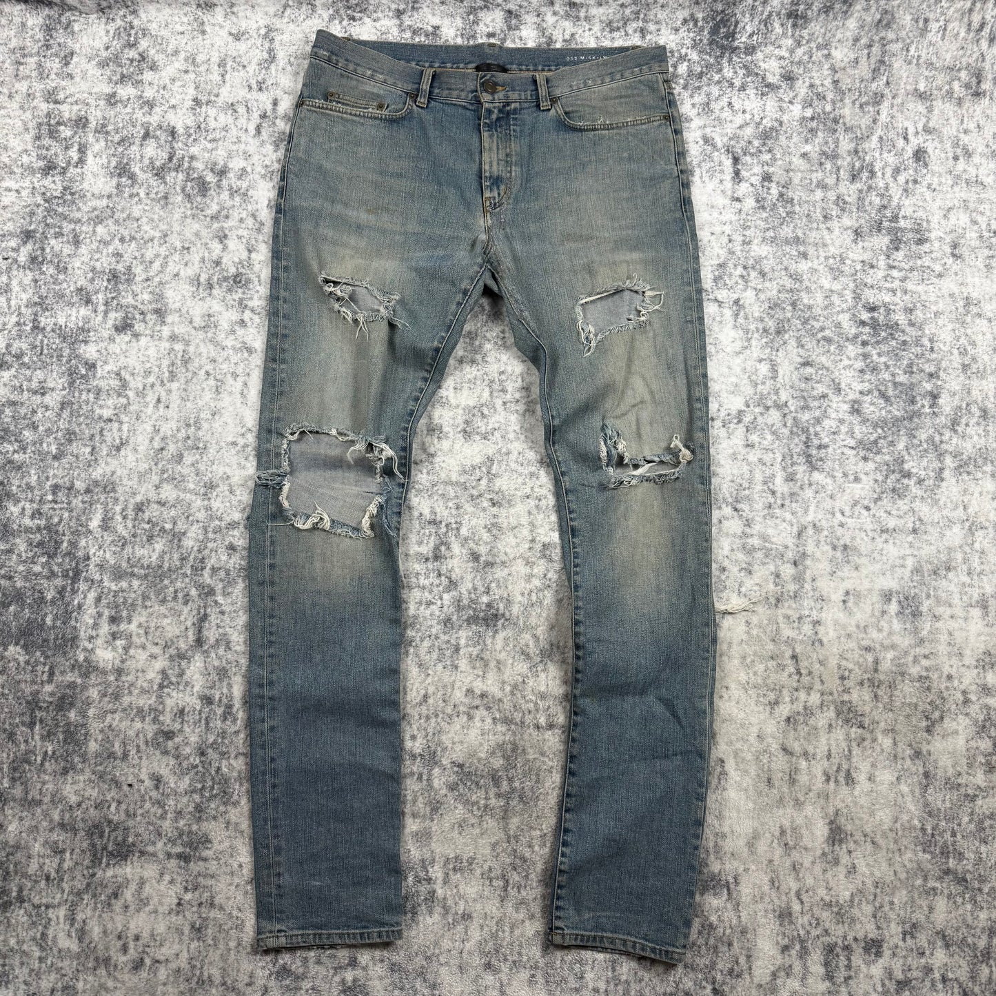 Saint Laurent Paris D02 Distressed Denim Jeans – Hedi Era