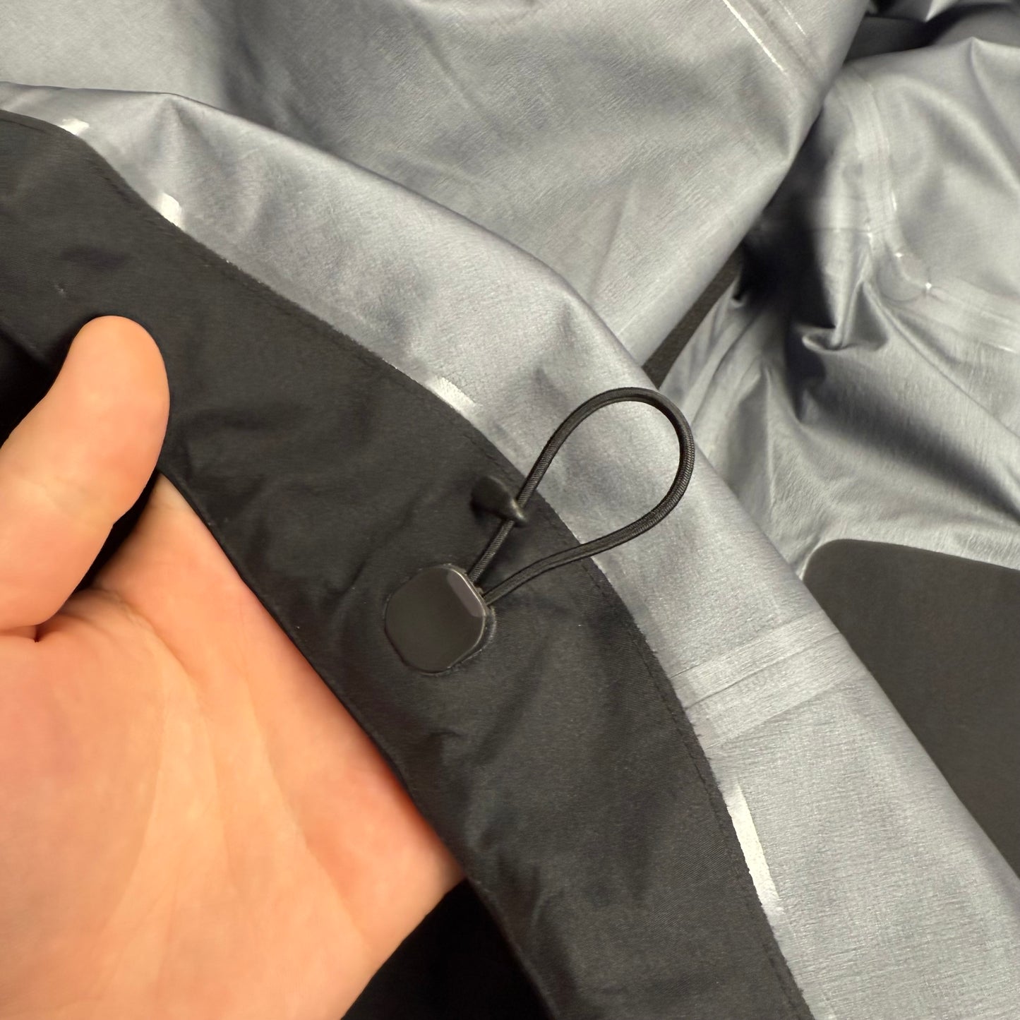 Arc’teryx Alpha Sv ‘Black’ Gore-Tex Jacket