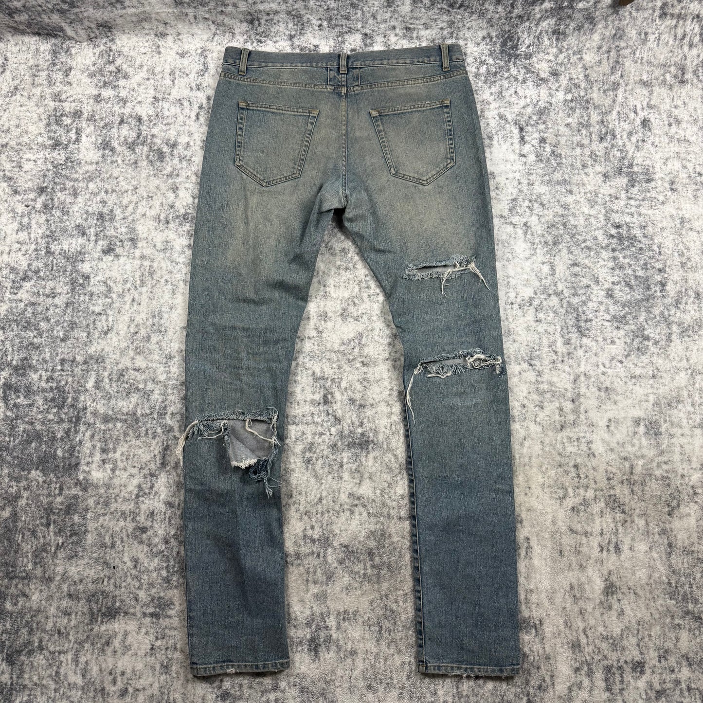 Saint Laurent Paris D02 Distressed Denim Jeans – Hedi Era