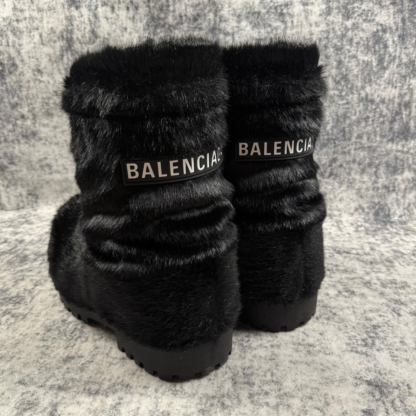 Balenciaga Alaska Furry Ski ‘Black’ Boots
